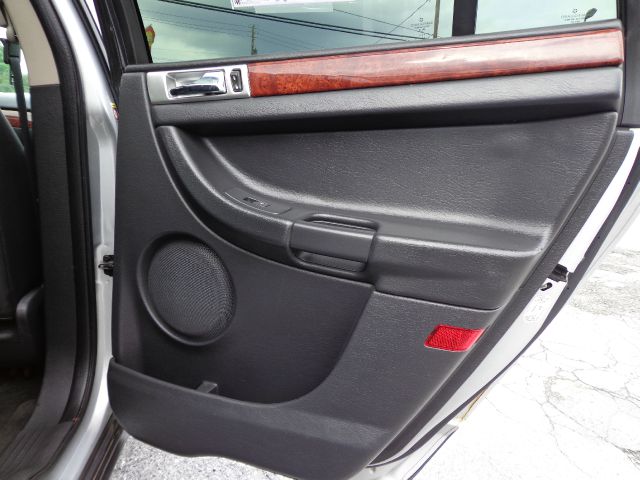 Chrysler Pacifica 2004 photo 21