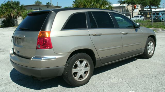 Chrysler Pacifica 2004 photo 10