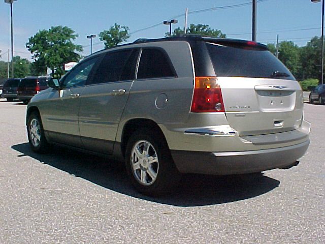 Chrysler Pacifica 2004 photo 2