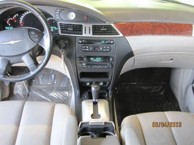 Chrysler Pacifica 2004 photo 17