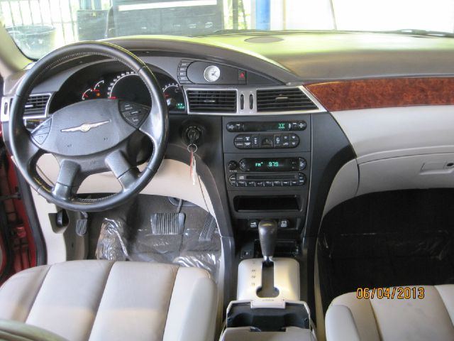 Chrysler Pacifica 2004 photo 19
