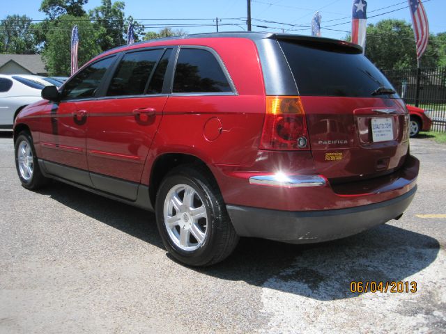 Chrysler Pacifica 2004 photo 9