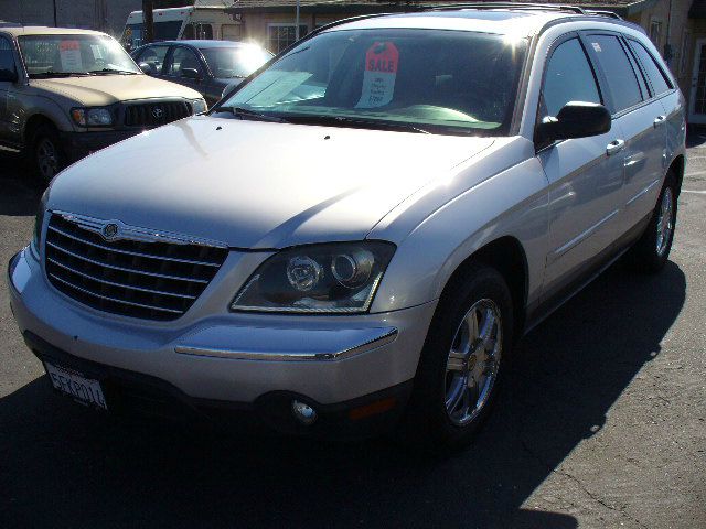 Chrysler Pacifica 2004 photo 2