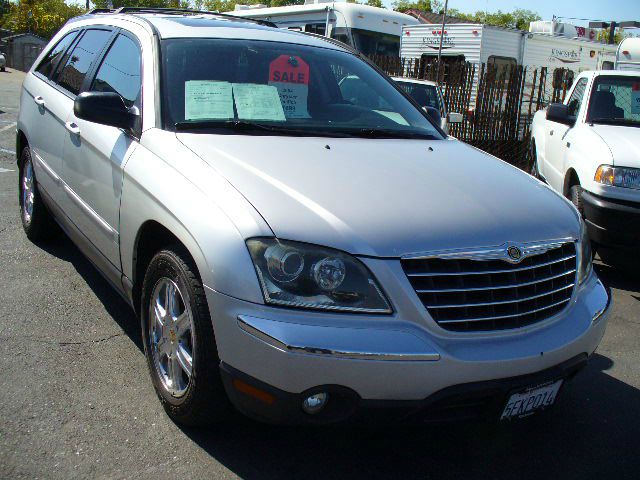 Chrysler Pacifica 2004 photo 3