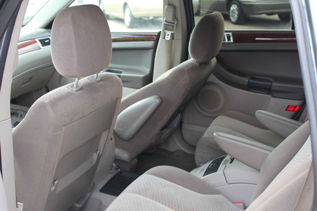 Chrysler Pacifica 2004 photo 8