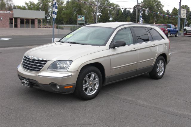 Chrysler Pacifica 2004 photo 2