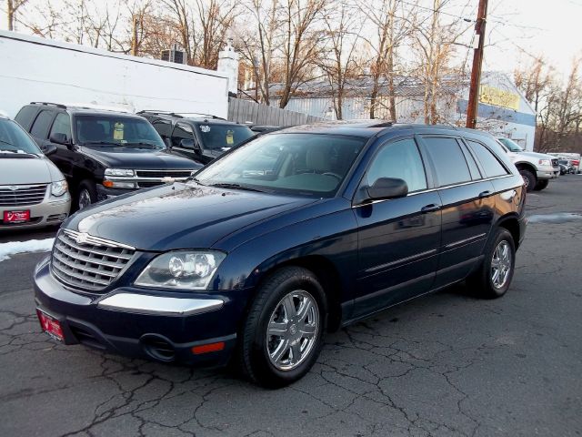 Chrysler Pacifica 2005 photo 3
