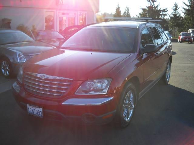 Chrysler Pacifica 2005 photo 2