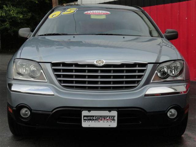 Chrysler Pacifica 2005 photo 2
