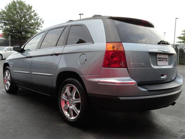 Chrysler Pacifica 2005 photo 5