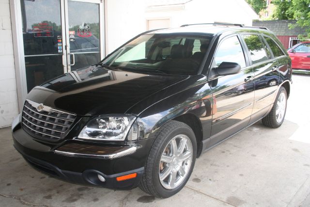 Chrysler Pacifica 2005 photo 3