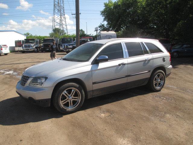 Chrysler Pacifica 2005 photo 2