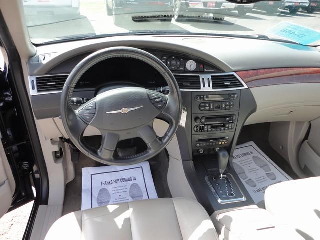 Chrysler Pacifica 2005 photo 3