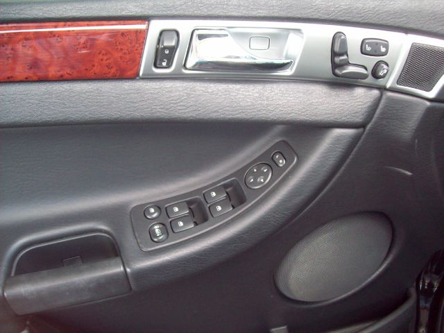 Chrysler Pacifica 2005 photo 24