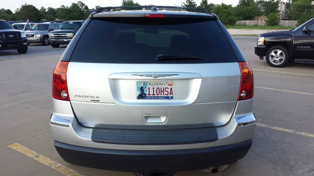 Chrysler Pacifica 2005 photo 3