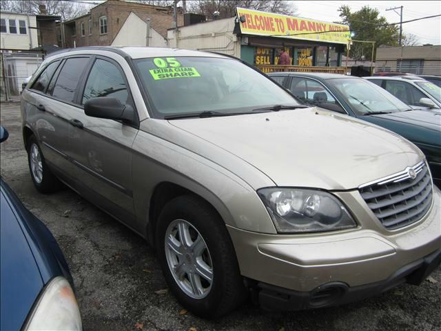 Chrysler Pacifica 2005 photo 2