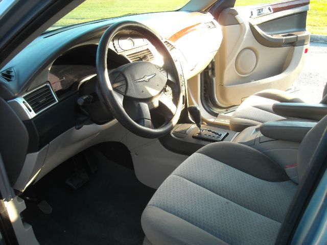 Chrysler Pacifica 2005 photo 2