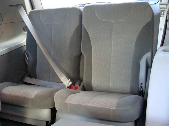 Chrysler Pacifica 2005 photo 2