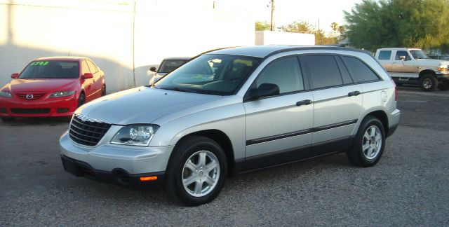 Chrysler Pacifica LS Flex Fuel 4x4 This Is One Of Our Best Bargains Wagon