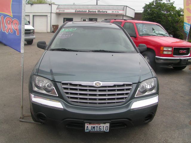 Chrysler Pacifica 2005 photo 2