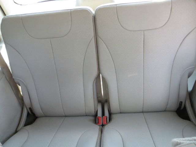 Chrysler Pacifica 2005 photo 2