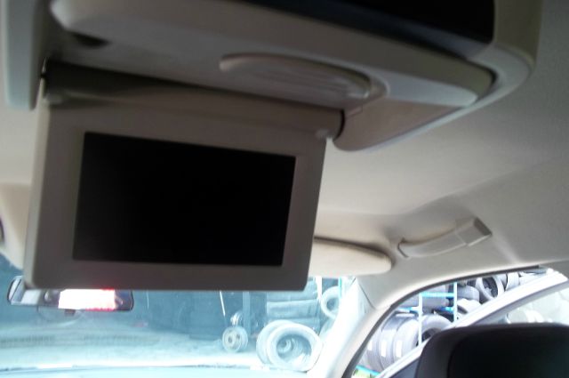 Chrysler Pacifica 2005 photo 2