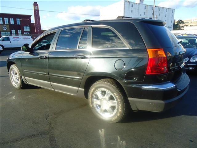 Chrysler Pacifica 2005 photo 3