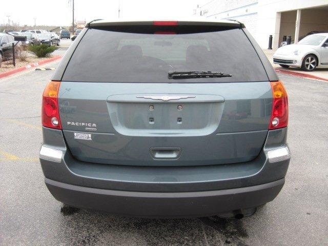 Chrysler Pacifica 2005 photo 3