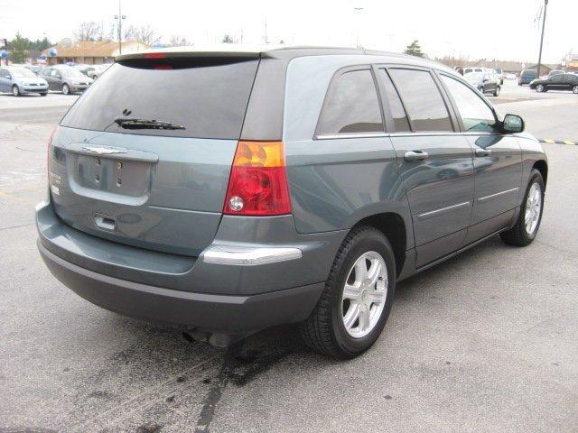 Chrysler Pacifica 2005 photo 4
