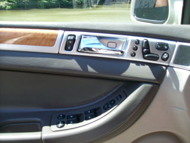 Chrysler Pacifica 2005 photo 3