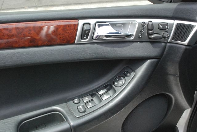Chrysler Pacifica 2005 photo 18