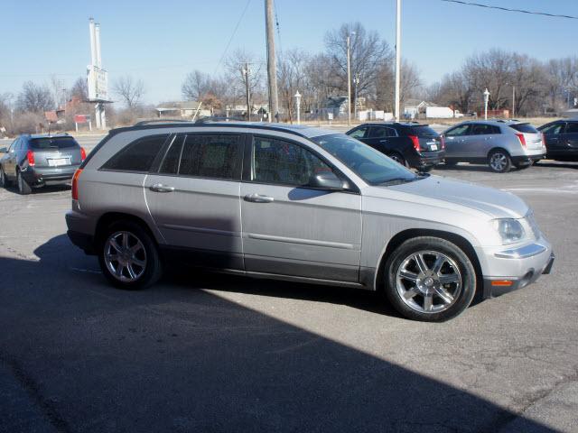 Chrysler Pacifica 2005 photo 4