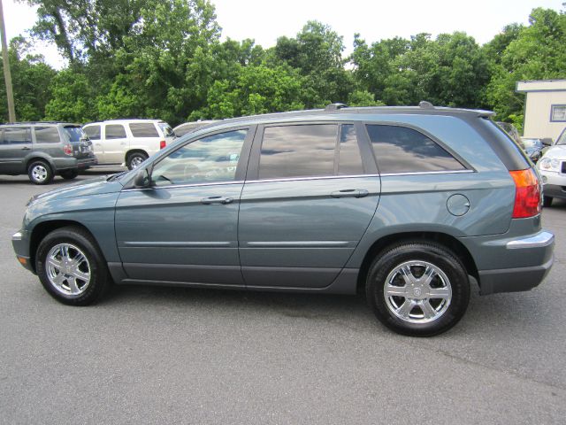 Chrysler Pacifica 2005 photo 1