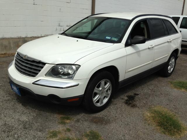 Chrysler Pacifica 2005 photo 3