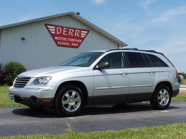 Chrysler Pacifica 2005 photo 2