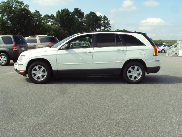 Chrysler Pacifica 2005 photo 1