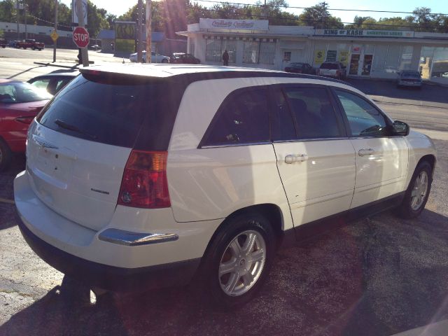 Chrysler Pacifica 2005 photo 4