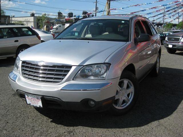 Chrysler Pacifica 2005 photo 3