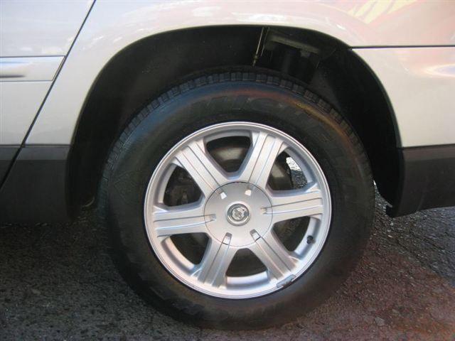 Chrysler Pacifica 2005 photo 5