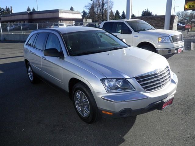 Chrysler Pacifica 2006 photo 2
