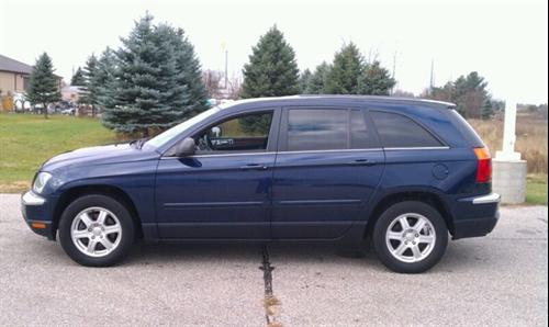 Chrysler Pacifica 2006 photo 2