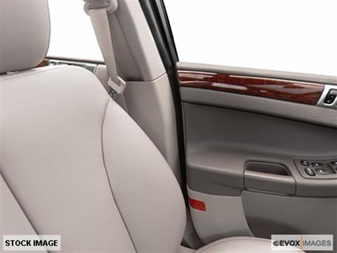 Chrysler Pacifica Base Other