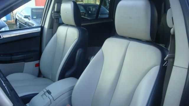 Chrysler Pacifica 2006 photo 2