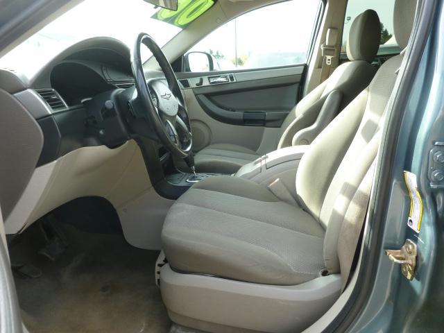 Chrysler Pacifica 2006 photo 2