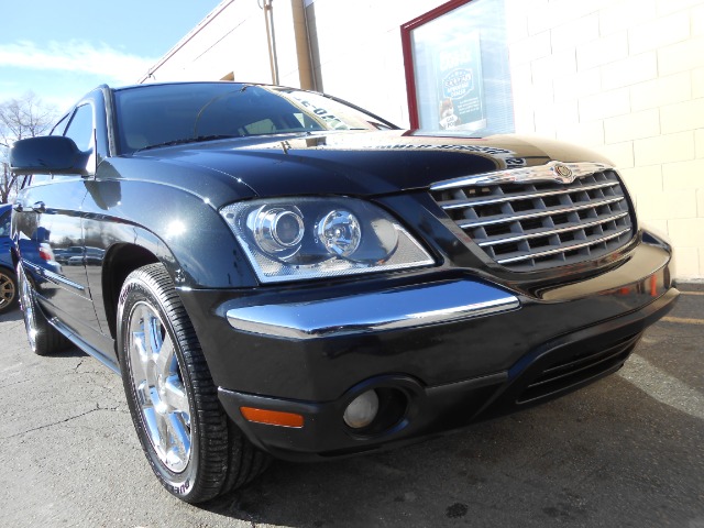 Chrysler Pacifica 2006 photo 2