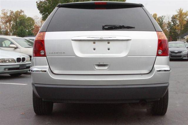 Chrysler Pacifica 2006 photo 4