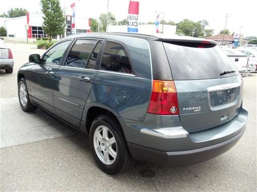 Chrysler Pacifica 2006 photo 2