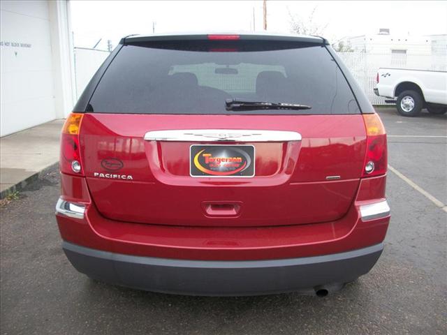 Chrysler Pacifica 2006 photo 3