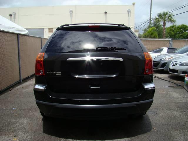 Chrysler Pacifica 2006 photo 3