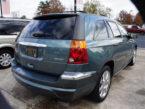 Chrysler Pacifica 2006 photo 2